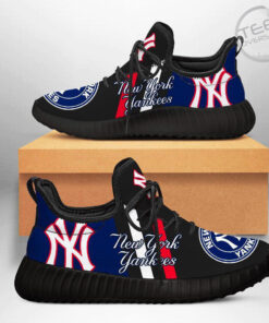 New York Yankees Custom Sneakers 013