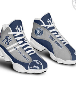 New York Yankees Jordan 13 02